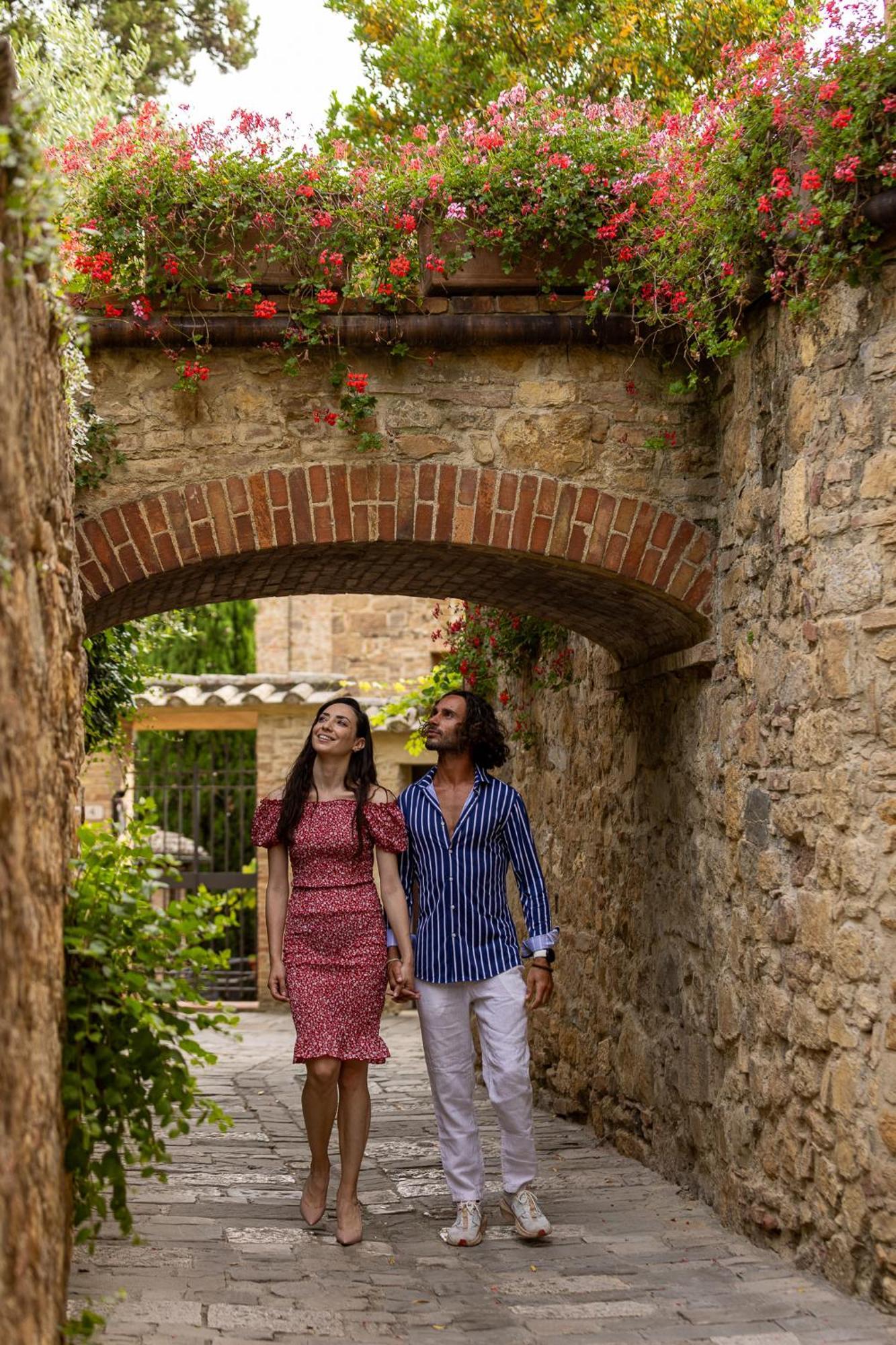 Borgo Medievale San Quirico D'Orcia B&B - Capitano Collection - Albergo Diffuso Екстериор снимка